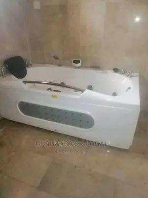 Jacuzzi Bath Hub