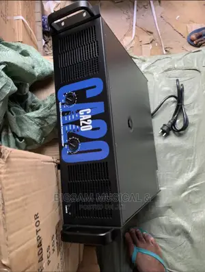 C20 Heavy Duty Power Amplifier