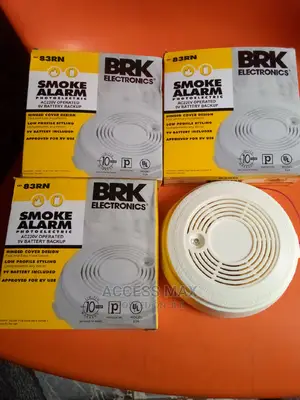 Smoke Detector . Battery and Electric Together.