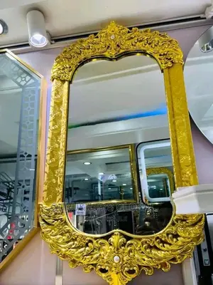 Design Mirror