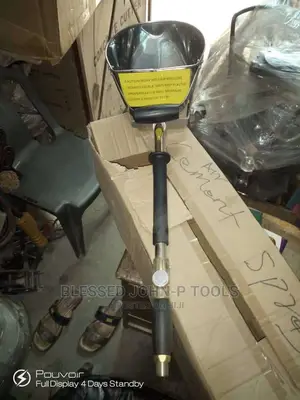 Pneumatic Cement Spraying Machine