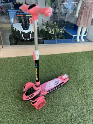 Adjustable Kids Scooter for Ages 3-8
