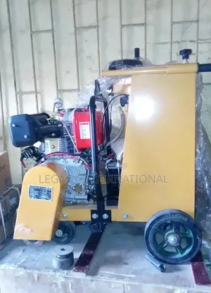 Diesel Engine Asphalt Cutter Machine 18"