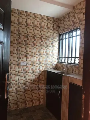 Mini Flat in Golf Estate Road, Lakowe for rent
