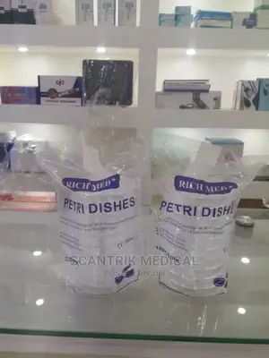 Science Experiment Petri Dish