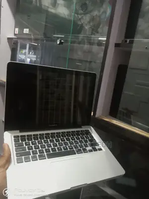 Laptop Apple MacBook 2012 8GB Intel Core I5 HDD 500GB