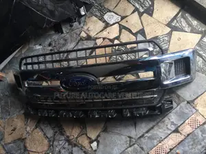 Ford F-150 2018-2020 Grille
