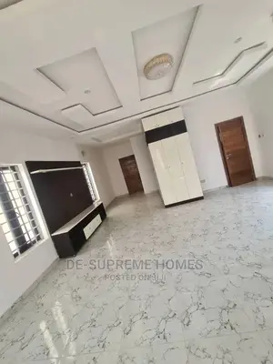 5bdrm Duplex in Osapa London, Lekki Phase 2 for Sale
