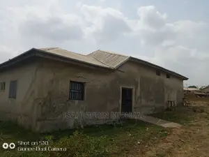 Warehouse Along Kubwa Express for Rent.