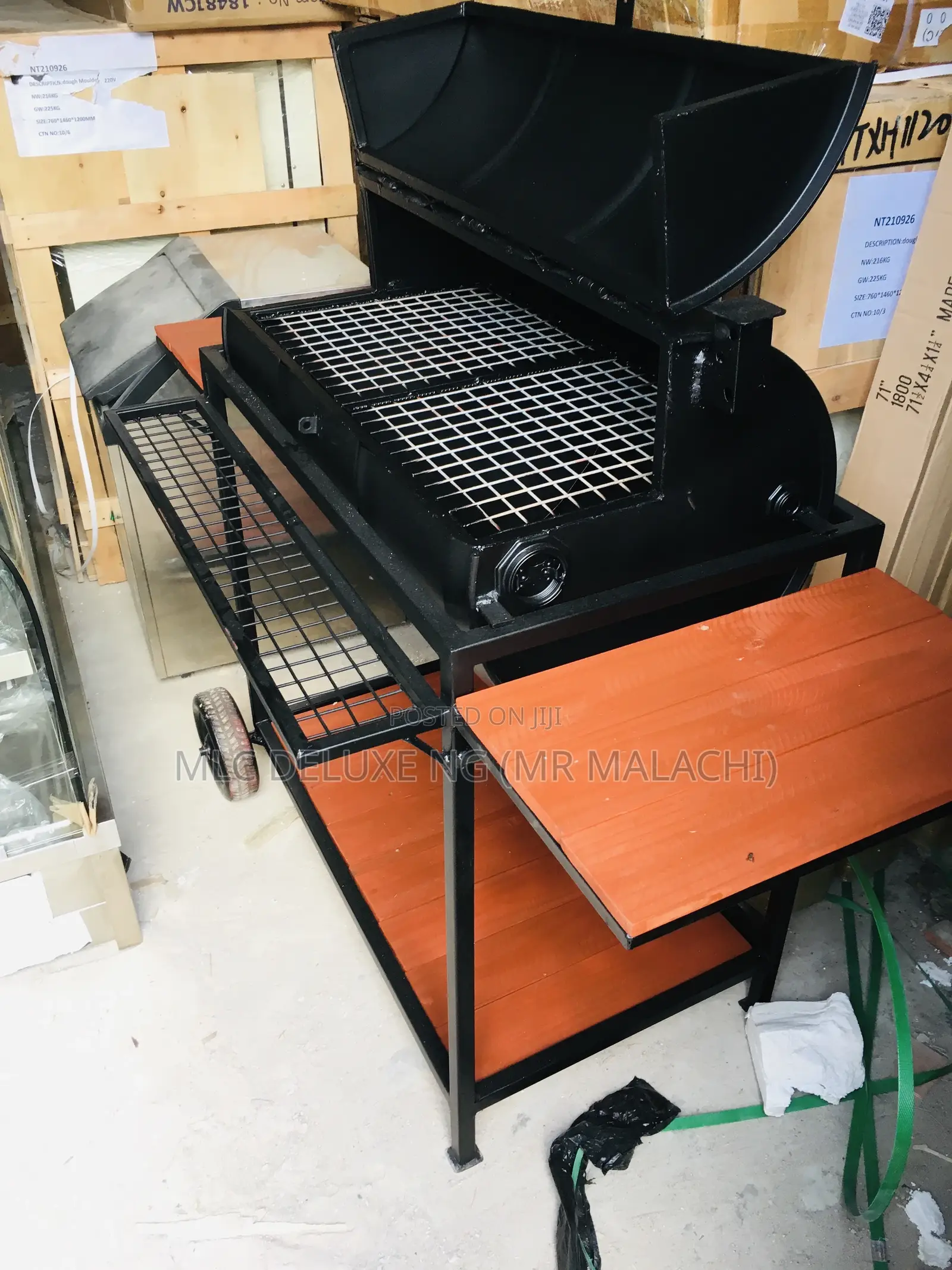 Local Charcoal Barbeque Grill/Solid Charcoal BBQ Grillers
