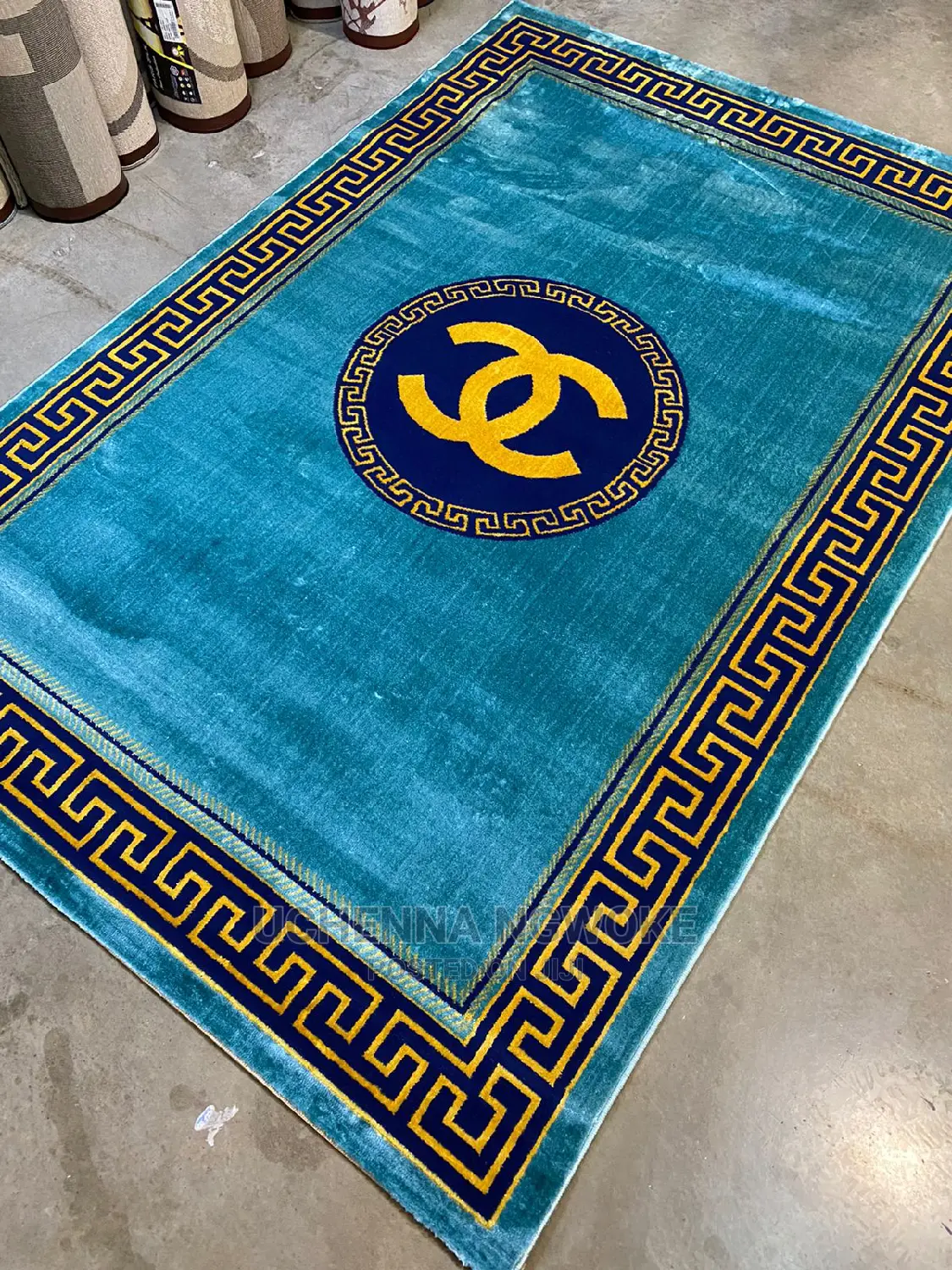 Quality Center Rug