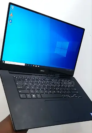 Laptop Dell Precision 5520 16GB Intel Core i7 SSD 512GB