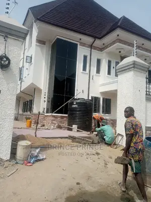 Furnished 2bdrm Block of Flats in Surulere for rent