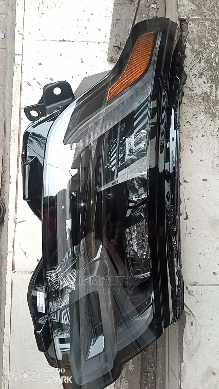 2020 Range Rover Headlight