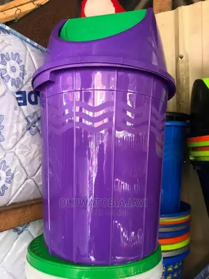 Photo - 30liter Plastic Waste Bin