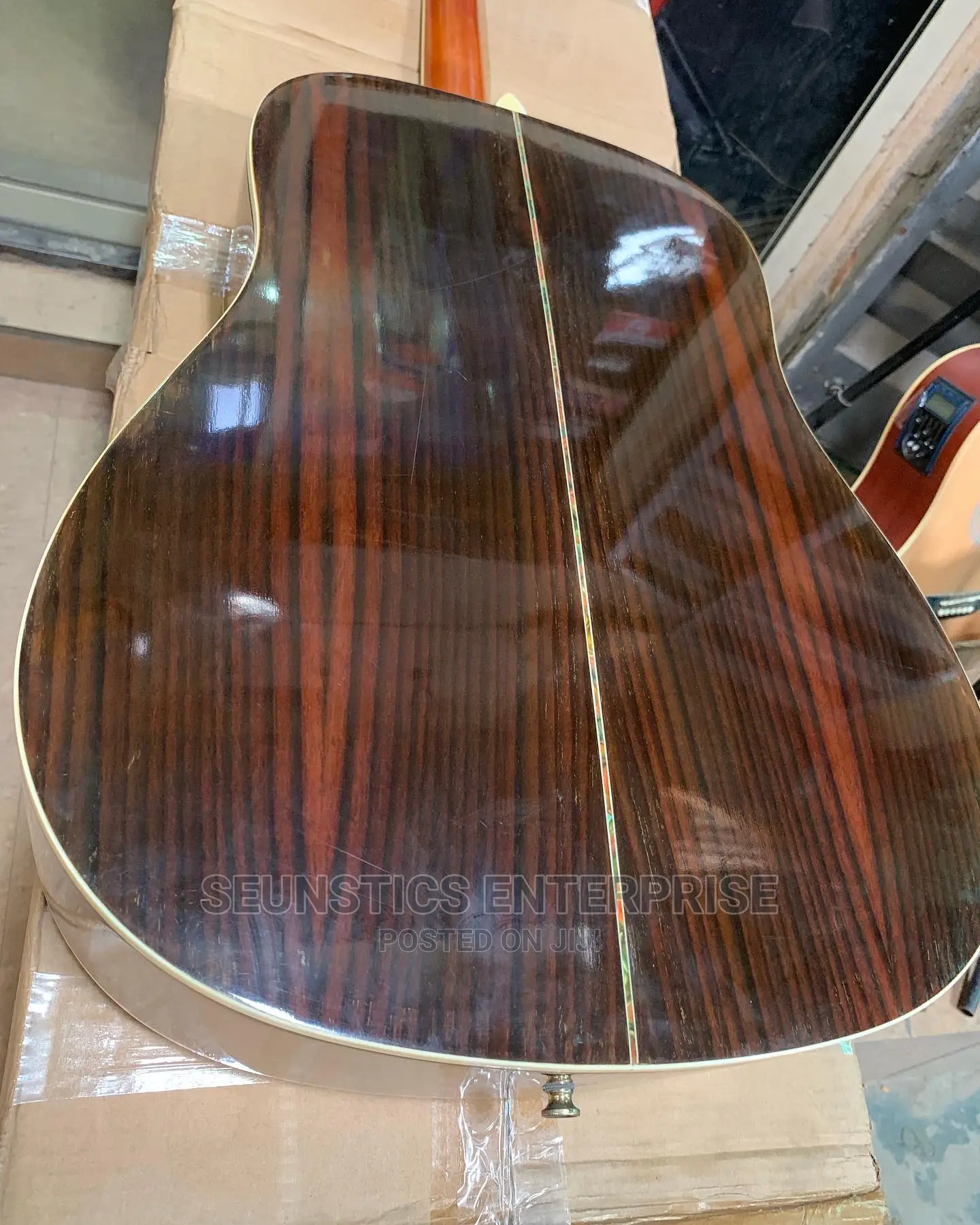 Professional/Quality Acoustic Guitar
