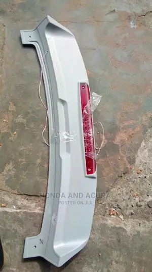 Booth Spoiler With Light 2007-011 Honda CRV