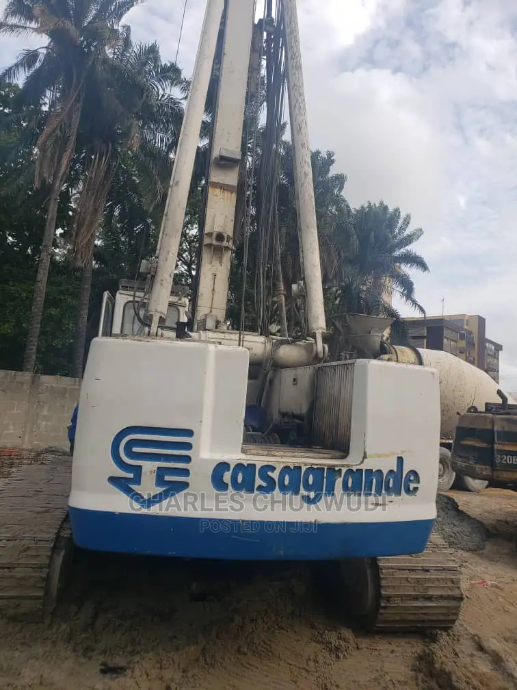 Piling Machine