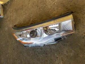 Headlamps Highlander 2014-2016 [Right Side)