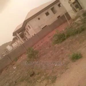 10bdrm Maisonette in Firis Office Area, Katampe Extension for sale