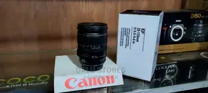 Canon Ef 28-135mm F/3.5- 5.6