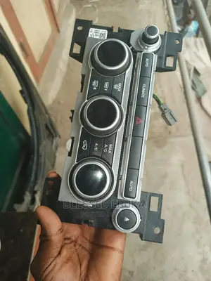 A C Nub Range Rover Vogue 2014