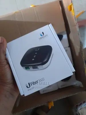 Ubiquiti Uf-Loco Wireless Network Router.