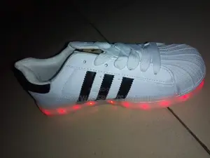 Juggling At Night Made Easy With Flat Adidas Jugging Sneakers