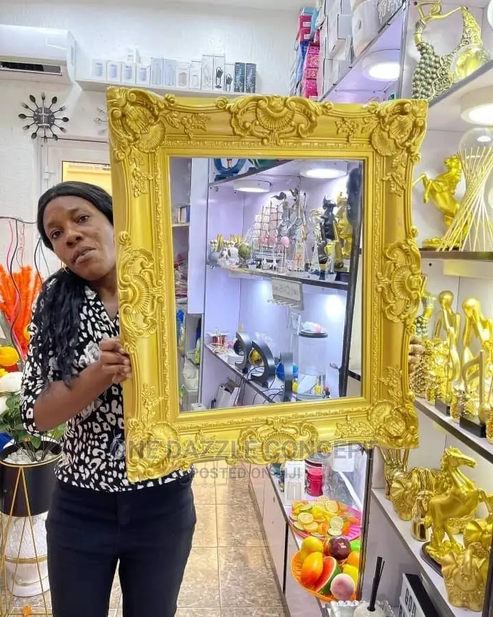 Royal Luxury Mirror