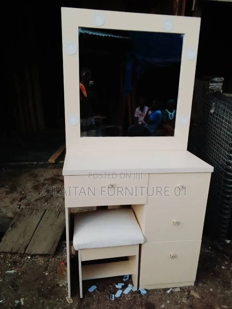 Standing Dressing Mirror