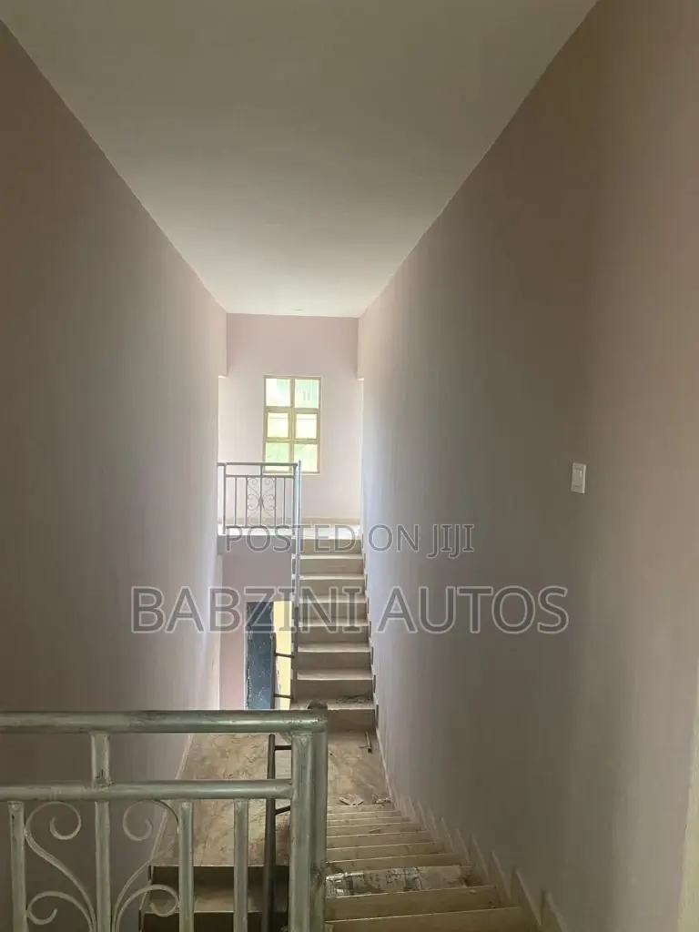 2bdrm Block of Flats in Obafemi-Owode for sale