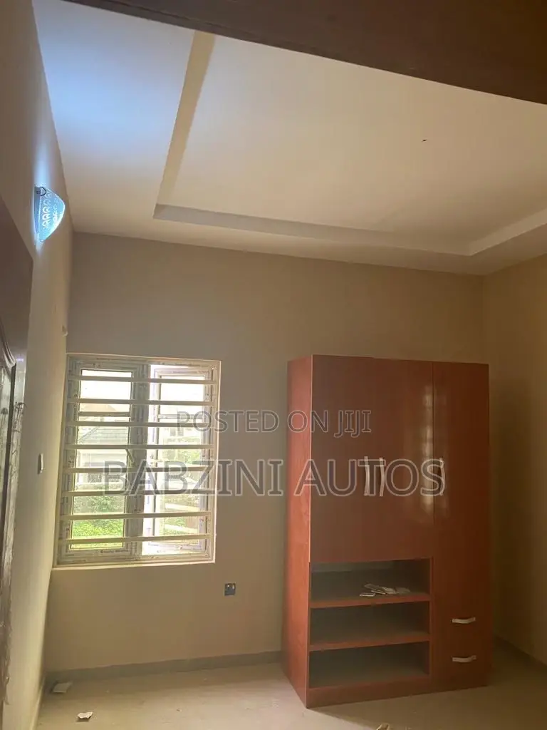 2bdrm Block of Flats in Obafemi-Owode for sale