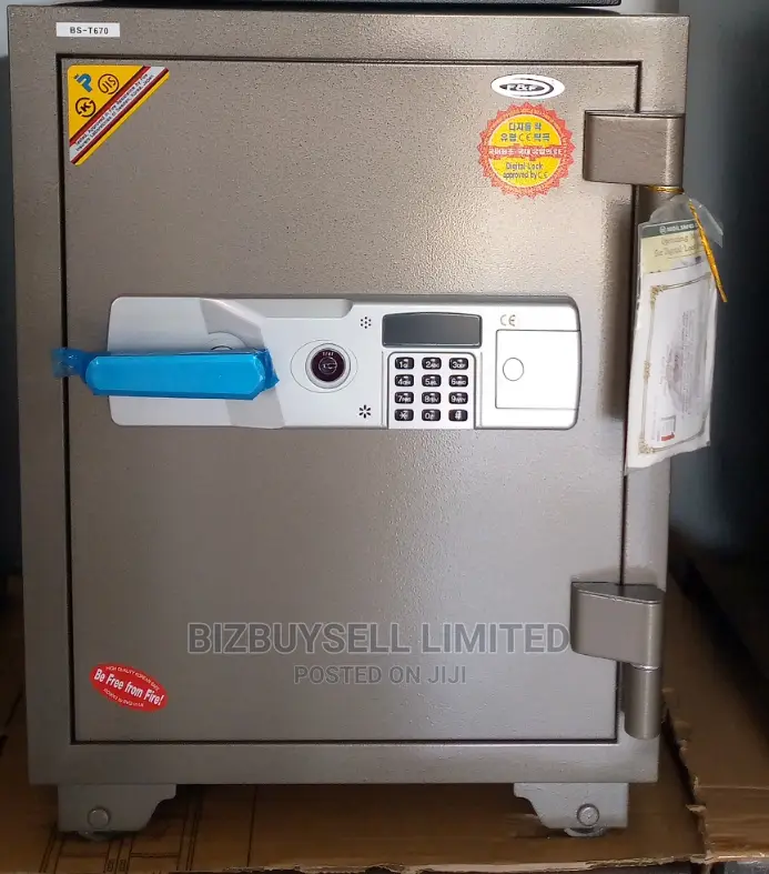 Single Door Dijital Firproof Safe.
