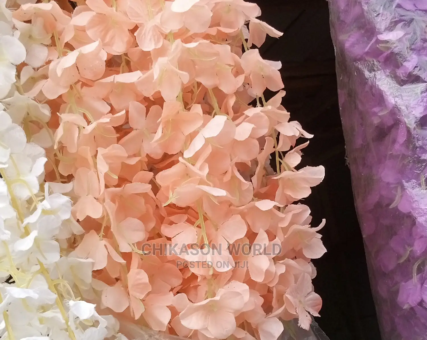 Dropping Flowers 