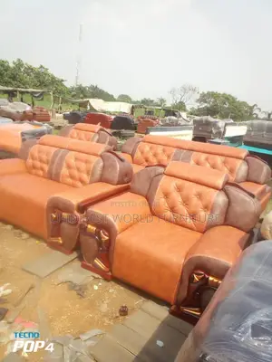 Quality 7 Seater Living Room Leather Sofa Chair.