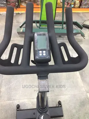 Commercial Heavy Duty Spinning Bike the User Weight 200kg