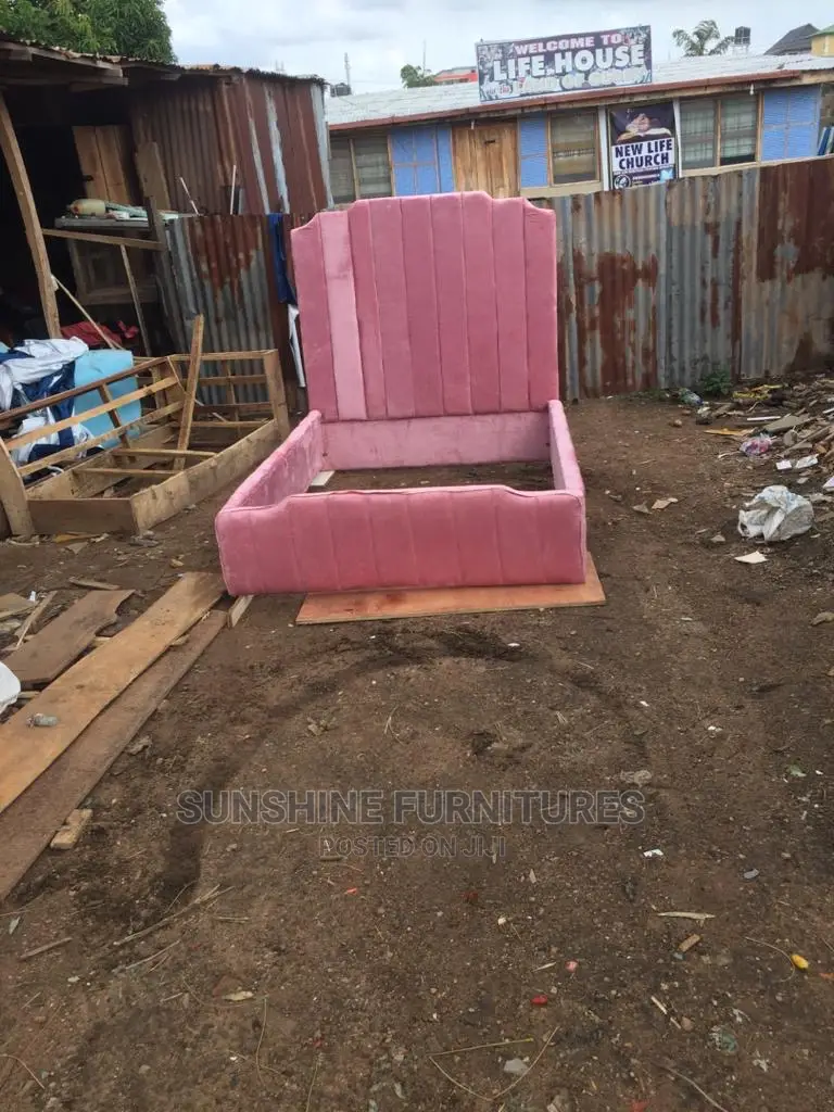 4/6ft Upholstery Bedframe