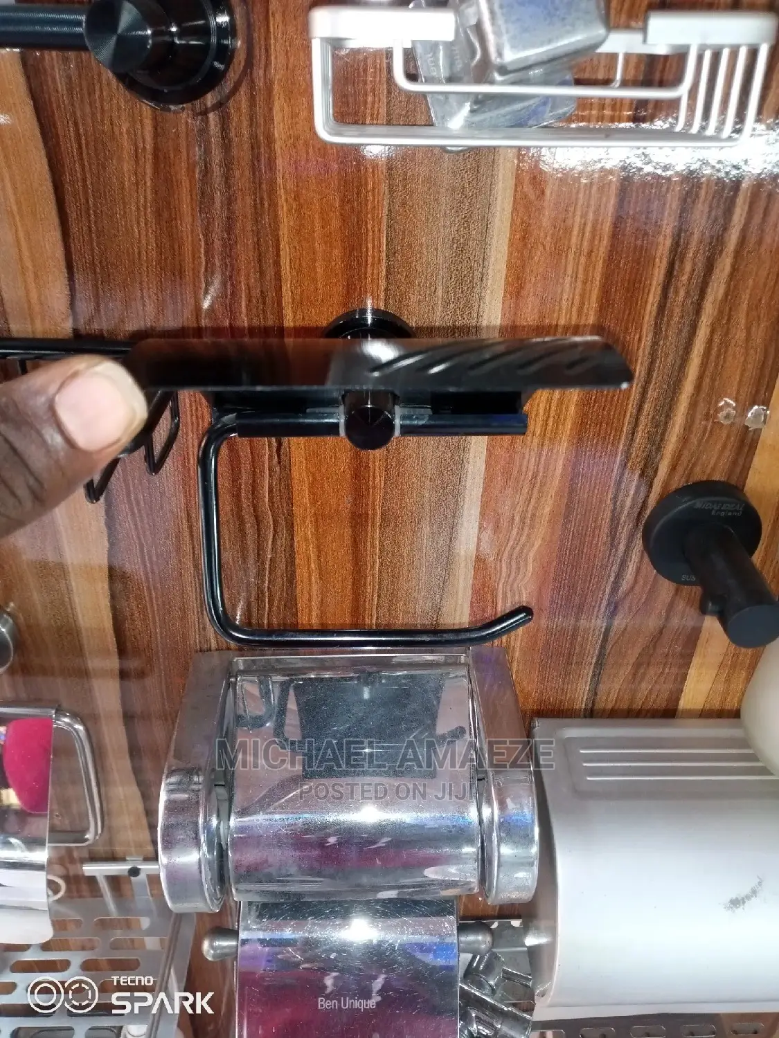 Black Tissue Holder