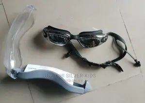 Swimming Goggle With Ear Plugs
