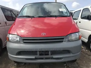Toyota Grand HiAce 2006 Red