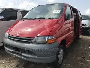 Toyota Grand HiAce 2006 Red