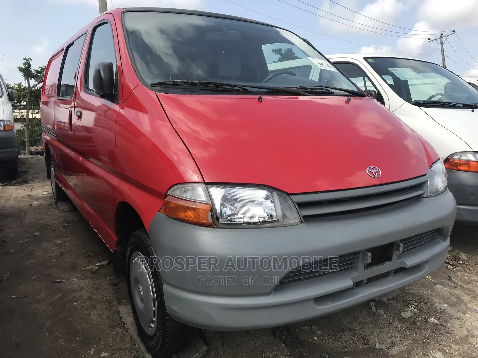 Toyota Grand HiAce 2006 Red