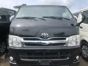 Toyota HiAce 2012 Black
