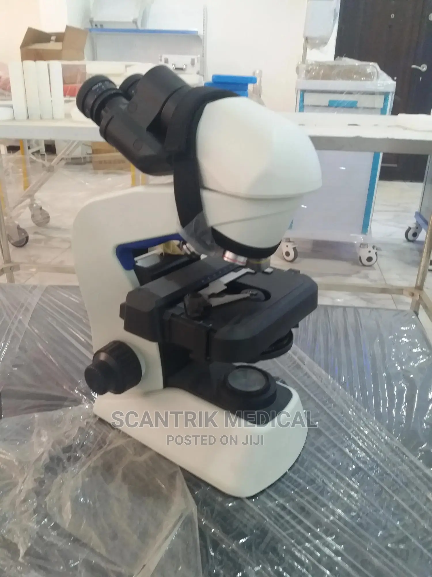 Olympus CX23 USB Digital Microscope