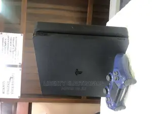 Ps4 Plus 1 Pad and Fifa25, Mk11, Gtsports, Starlit Etc