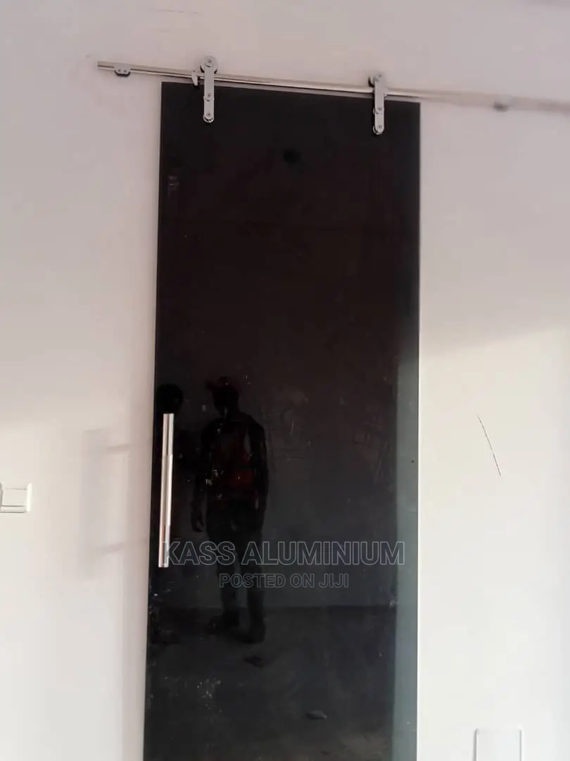 Sliding Door
