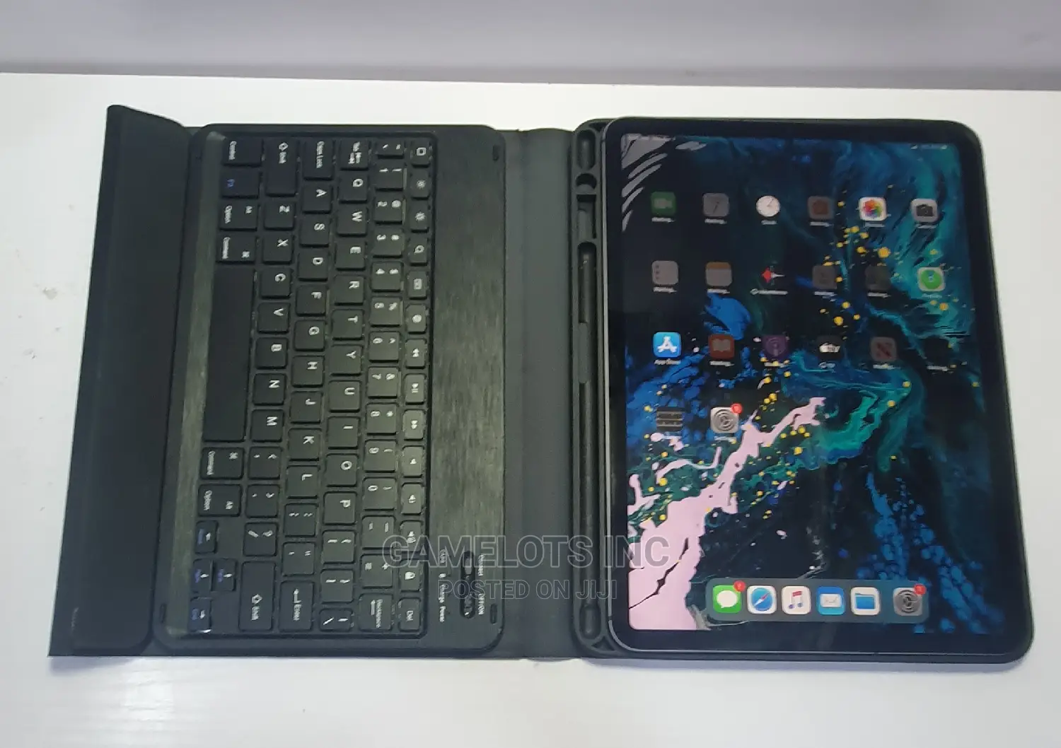 Apple iPad Pro 11 (2018) 64 GB Gray
