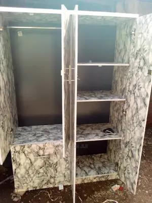 Wardrobe - Size 4 Ft Wide 6 Ft Height 