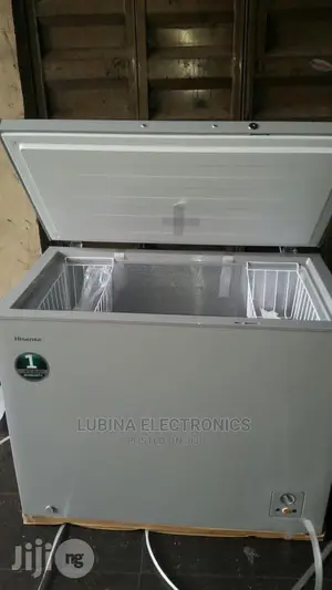 Brand New HISENSE 260litter Chest Freezer/Extenal Compresor