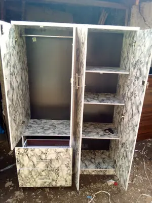 Big Wardrobe - Size 4 Ft Wide 6 Ft Height 